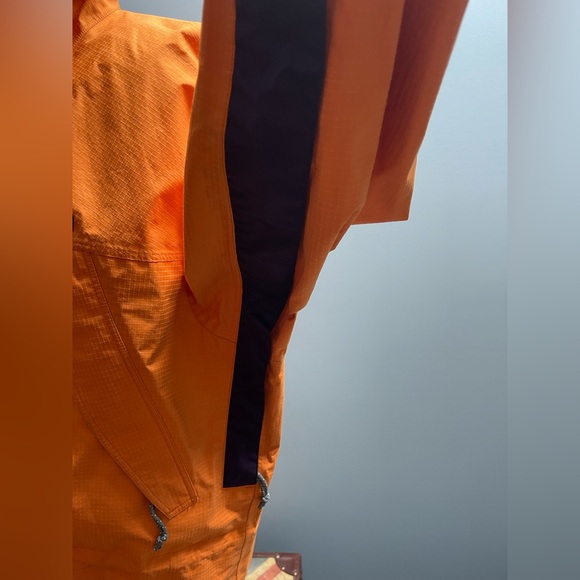 Rare Patagonia Torrent shell waterproof mango jacket XL - Picture 3 of 9